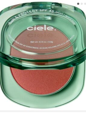 ciele
flush & PROTECT SPF 45+ powder blush in Ruddy